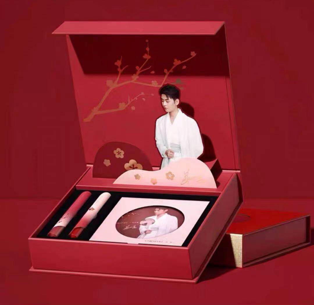 稚优泉张云雷云涌雷腾月色腊梅生日限定梦乐家礼盒御子周边灯牌