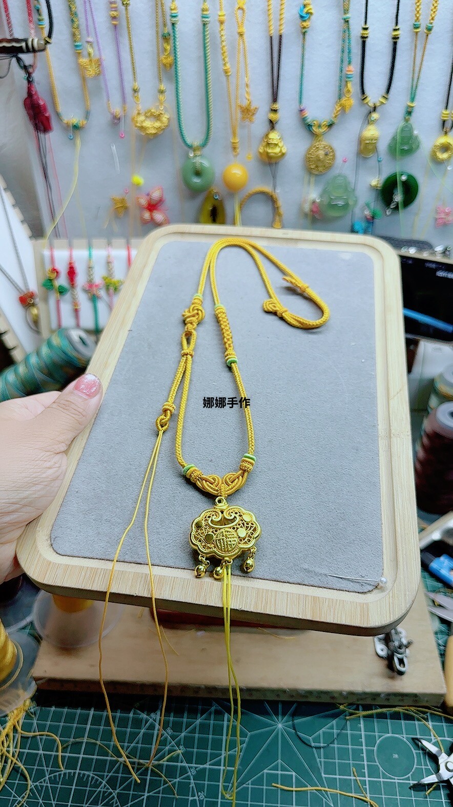 纯手工编织工艺金色绳项链吊坠毛衣链重工高品质