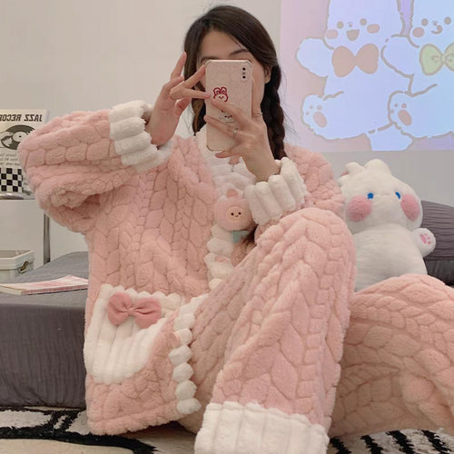 珊瑚绒加厚加绒保暖套装