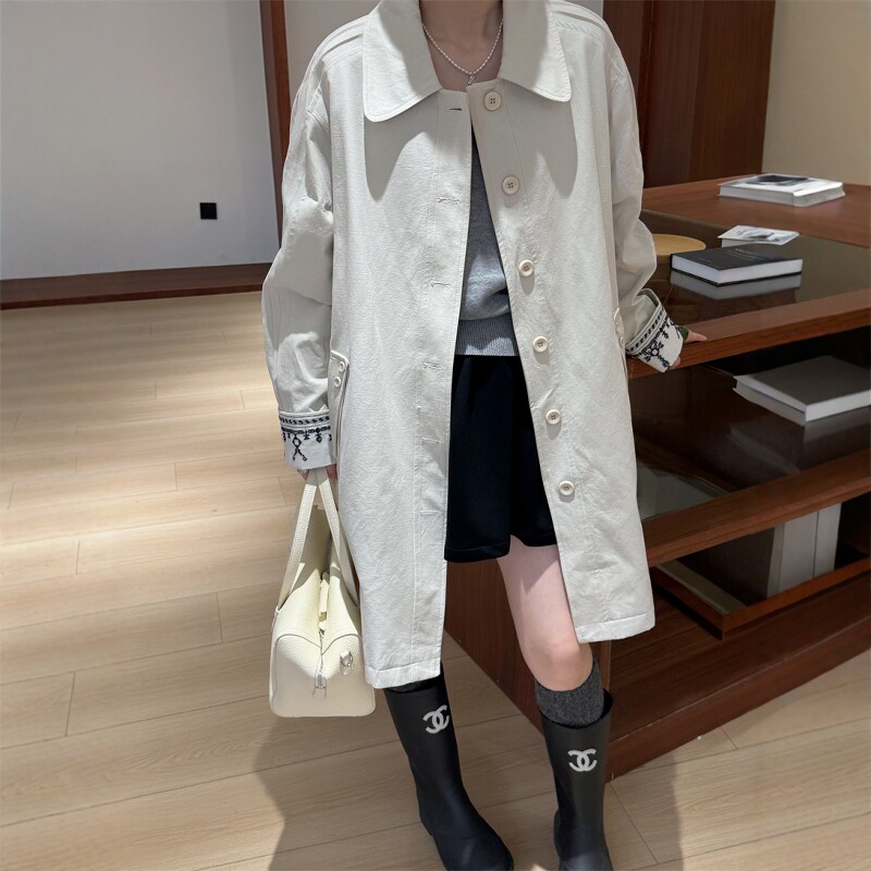 欧洲站2026春季新款欧货高品质袖口重工刺绣中长款阔版风衣外套女