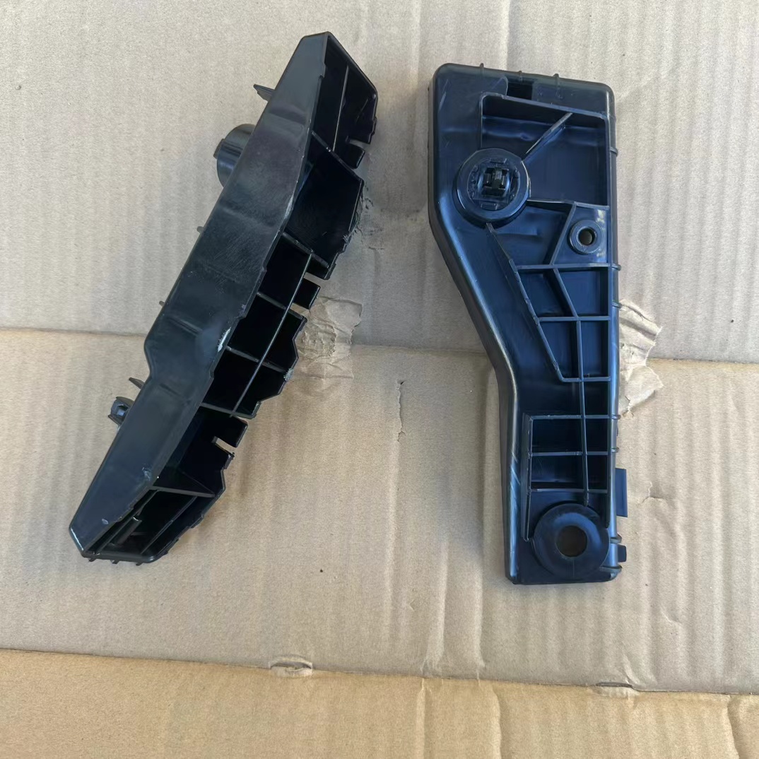 适配长城哈弗M2前杠支架后保险杠卡子前后杠吊耳飞机挂架配件