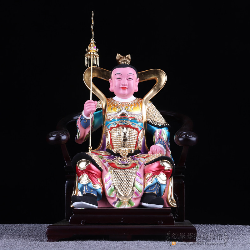 哪吒中坛元帅香樟木宗教风摆件