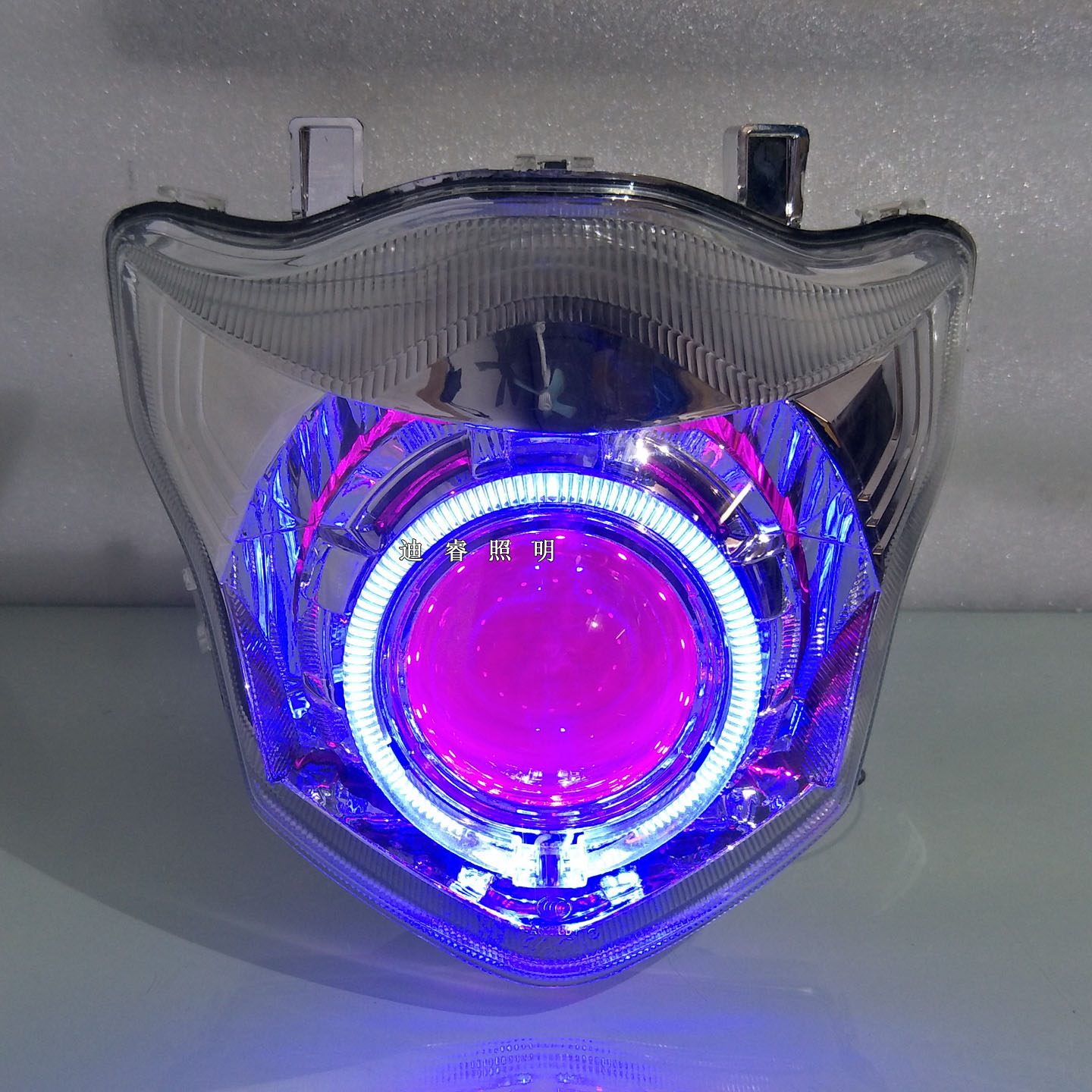 适用铃木悍骏GR150/QS150-5大灯总成改装LED激光透镜天使眼恶魔眼