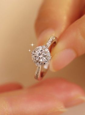 网红款高级感50分灿若星辰莫桑石轻奢戒指女时尚S925纯银结婚钻戒