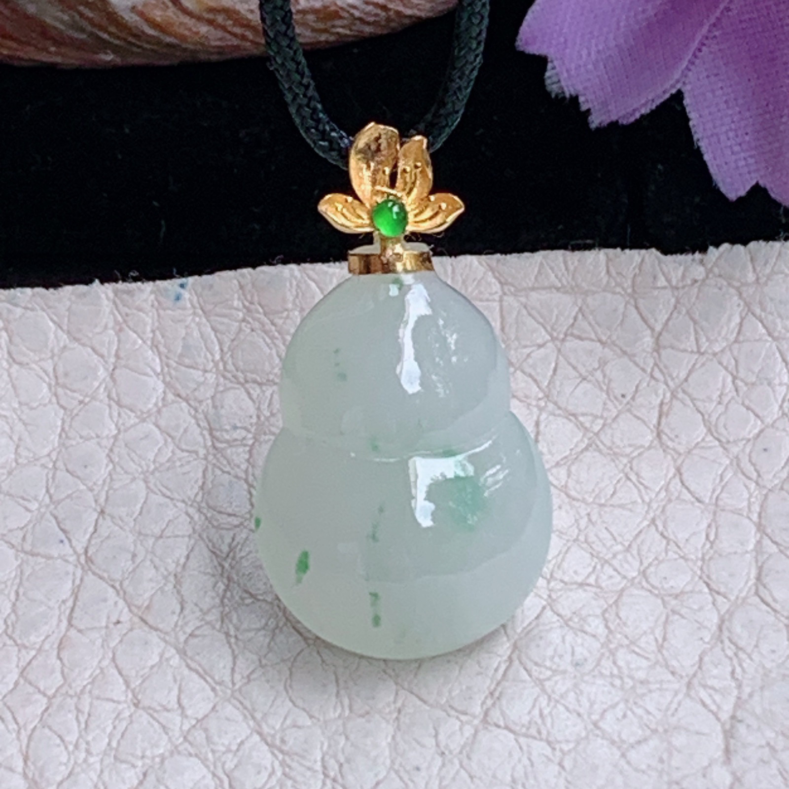 zz3实拍连金28*15.8*7天然缅甸翡翠冰飘花胡芦吊坠 镶金福禄玉坠