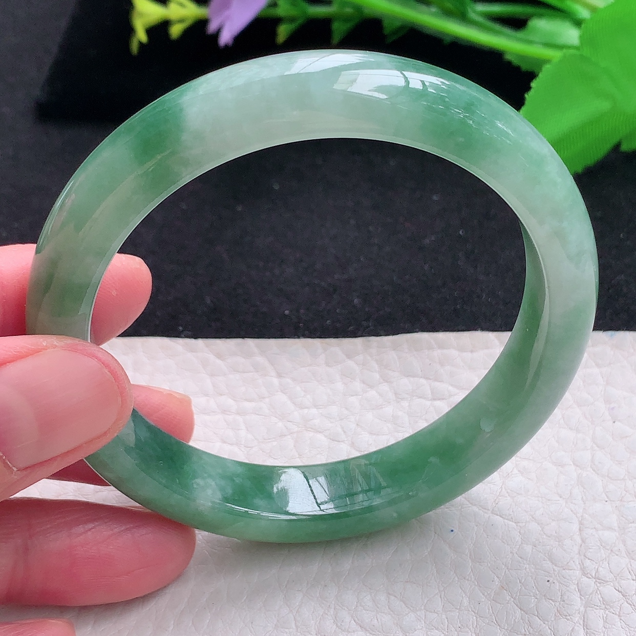 ll自然光57.5*12*8平安镯 天然缅甸翡翠a货韵味宽边珠宝玉手镯