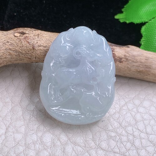 ktj实拍29.3*22.5*5.6缅甸翡翠高品质白月光喜洋洋 生肖羊玉吊坠