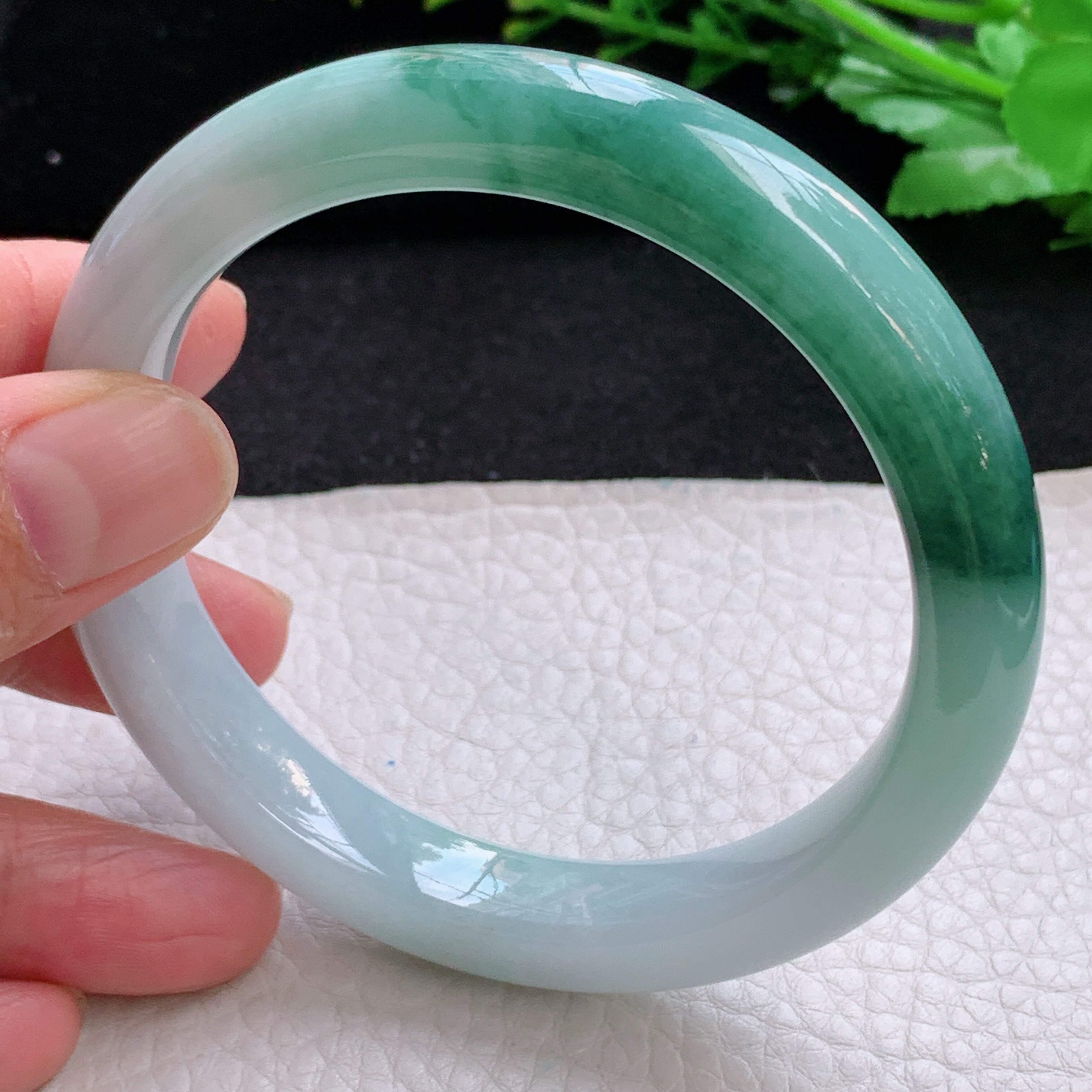 yh大圈口61*11.5*9平安镯 缅甸翡翠a货飘蓝花宽边玉手镯 玉手环