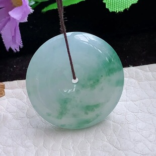 zzx实拍27.2 玉吉玉吊坠 5.6缅甸翡翠冰透飘花平安扣