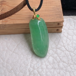 4.3缅甸翡翠满绿精美小福瓜小吊坠 镶金锁骨坠 11.3 zz3实拍28