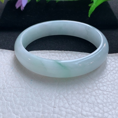 js实拍59.5*53.5*13.5*7贵妃镯天然缅甸翡翠手镯冰飘花宽边椭圆镯