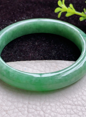 blm实拍55.5*11*8天然翡翠手镯水润绿色时尚正圈玉镯子 平安镯