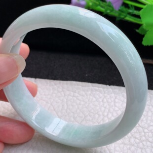 8.2平安镯 天然翡翠手镯精美浅绿正圈宽边玉镯子 js大圈口63.5