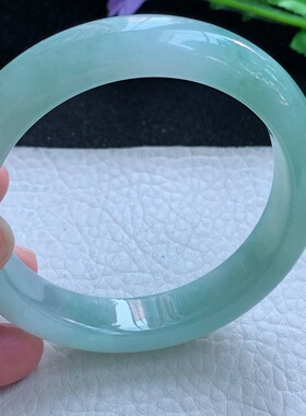 hf自然光57*12.8*9平安镯 缅甸翡翠a货手镯淡绿厚装宽边珠宝玉镯