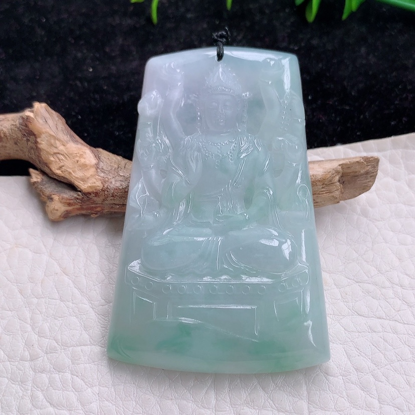 xq实拍缅甸翡翠冰透飘花千手观音菩萨玉坠生肖守护神65*43*6.3mm