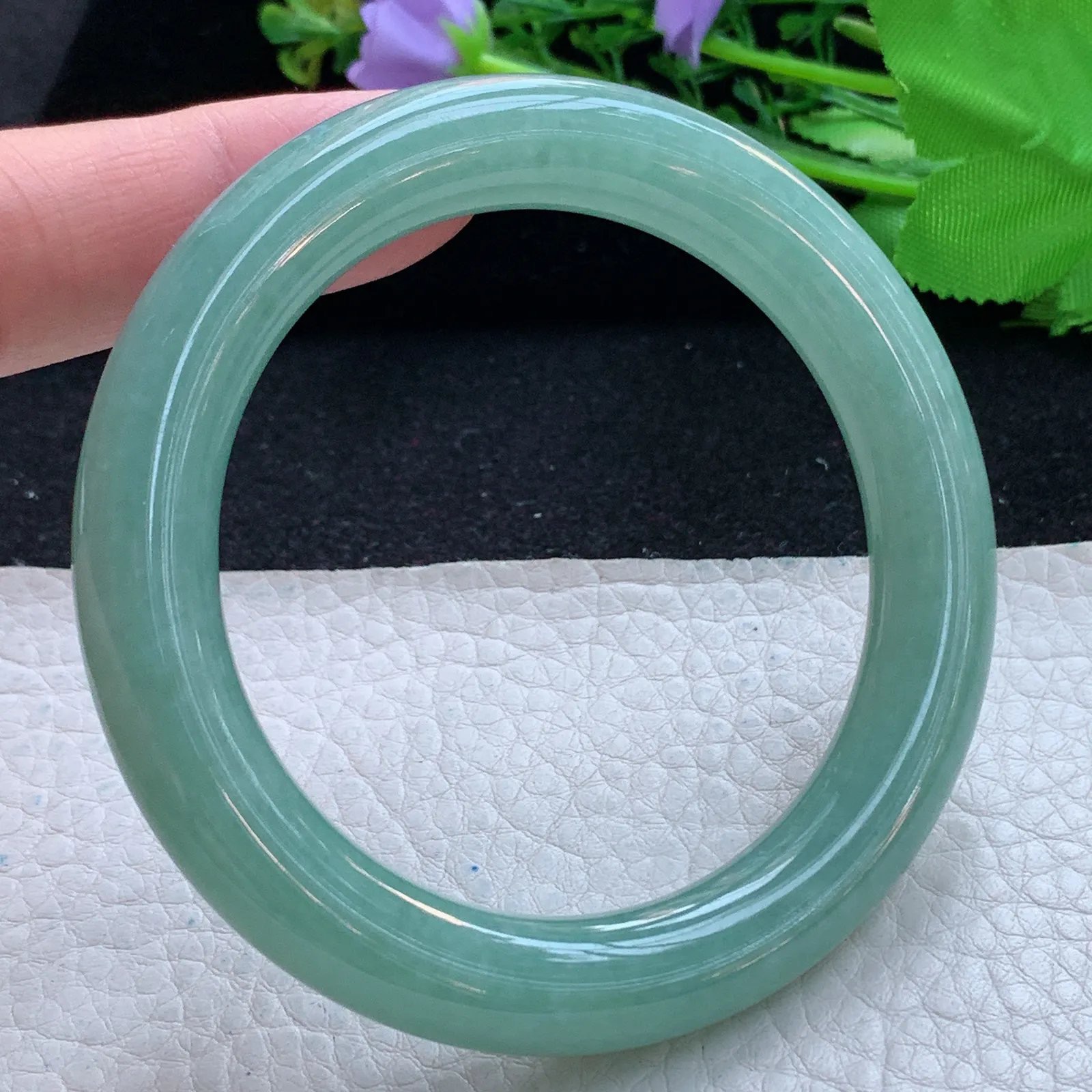 js自然光55*10.5美人镯 缅甸翡翠a货玉手镯满绿圆条珠宝玉手环