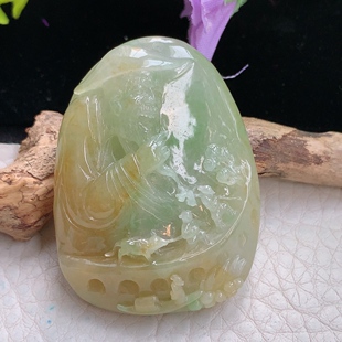 lz实拍46.2*35*13.6缅甸翡翠精雕黄加绿一本万利玉项坠 玉挂件