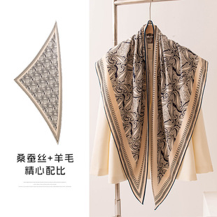 复古中国风三角巾搭配衬衫 护颈系脖防晒领巾高端轻奢真丝羊毛围巾
