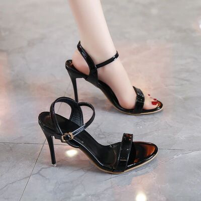 Large Sandals for Women 2023 New Fashion Round Toe Soft Leat
