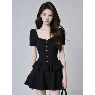 法式气质黑色短袖连衣裙女2026夏季新款收腰显瘦千金性感短款裙子