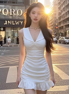 气质性感白色v领无袖连衣裙女千金名媛高级感收腰显瘦短款包臀裙