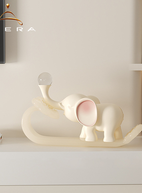 客厅玄关酒柜奶油风装饰品摆件