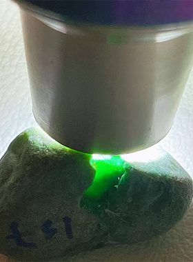 A86448 精品缅甸天然翡翠原石老坑后江场口色料戒面料  重4克