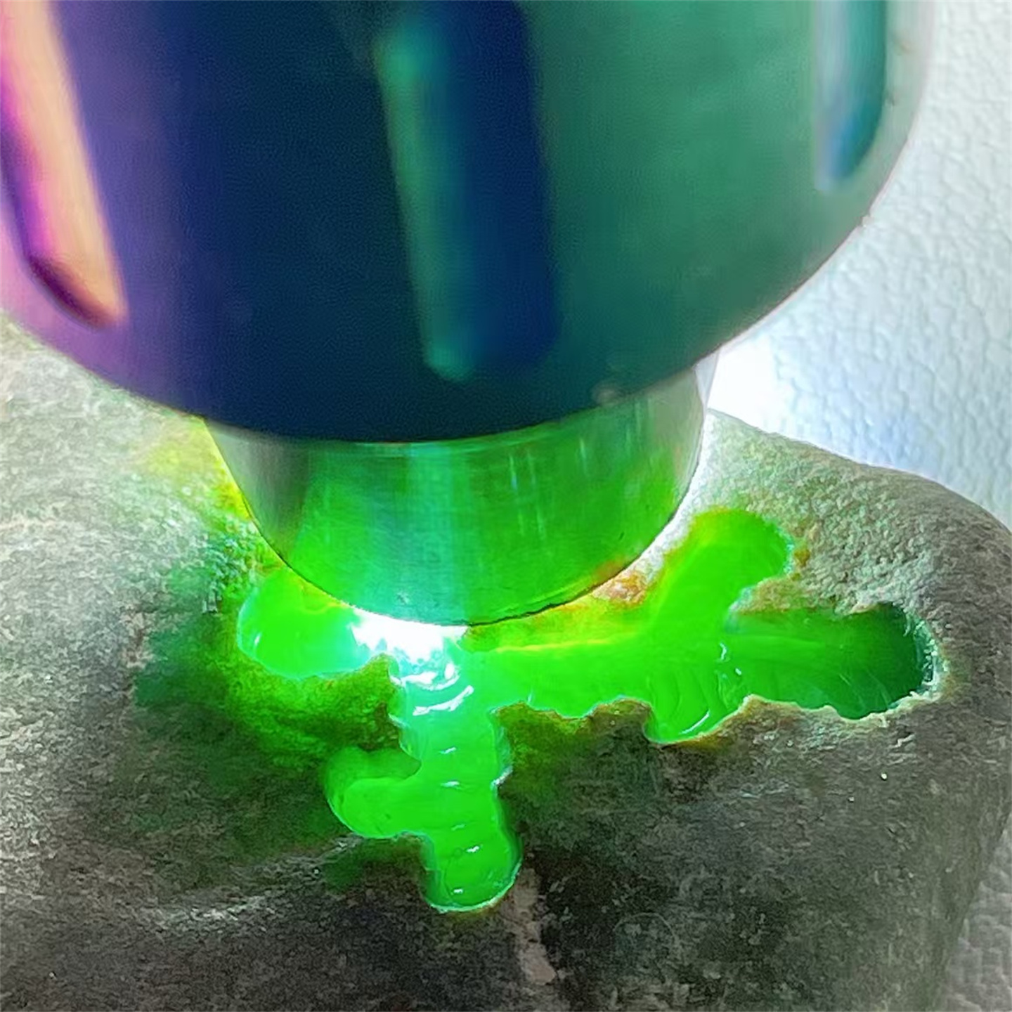 精品天然翡翠原石色料