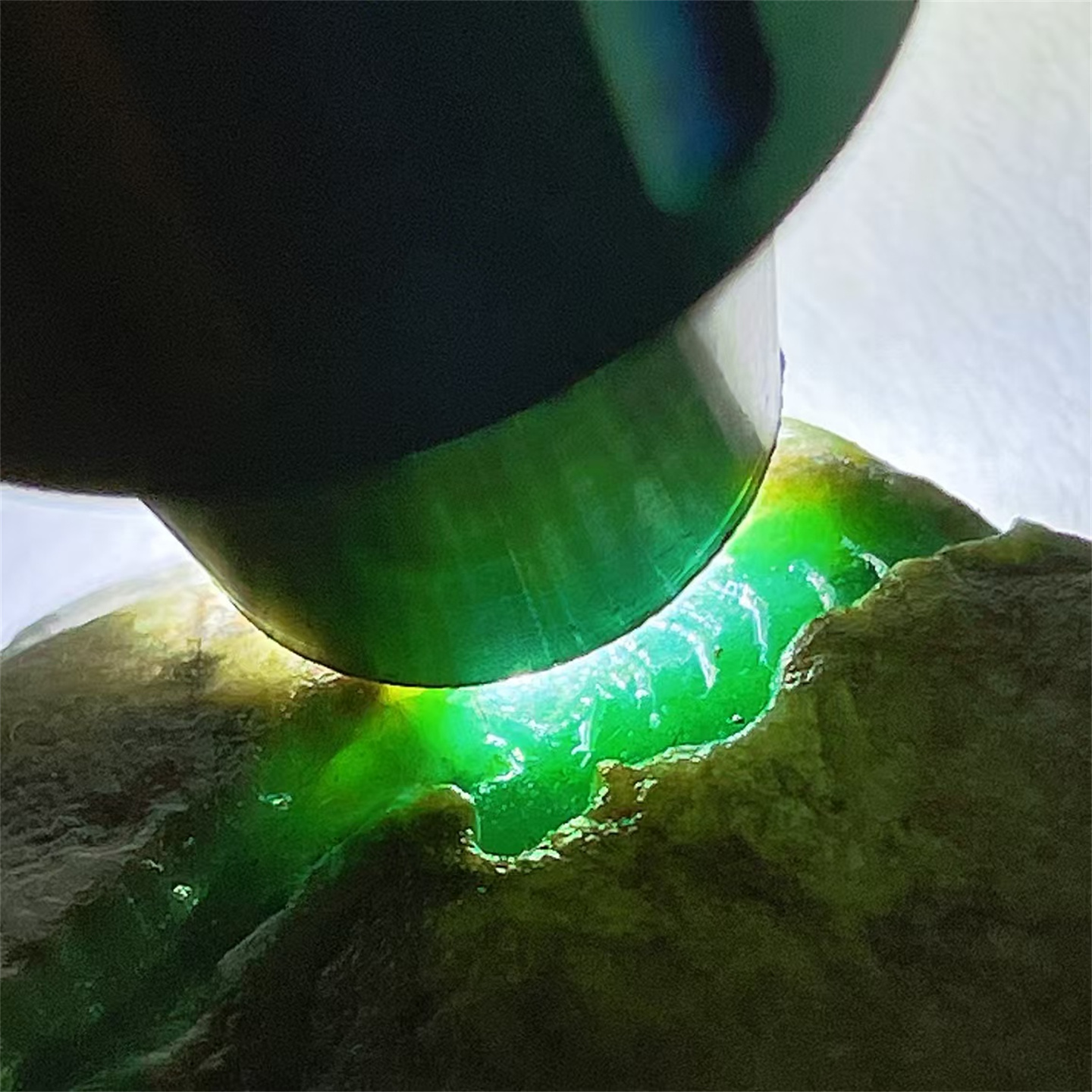 精品天然翡翠原石色料戒面料