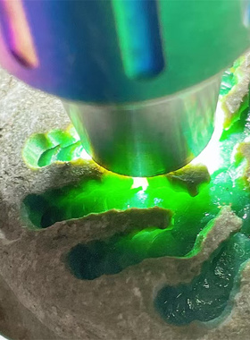 A85148 缅甸天然翡翠原石老坑后江场口色料戒面料  重269克