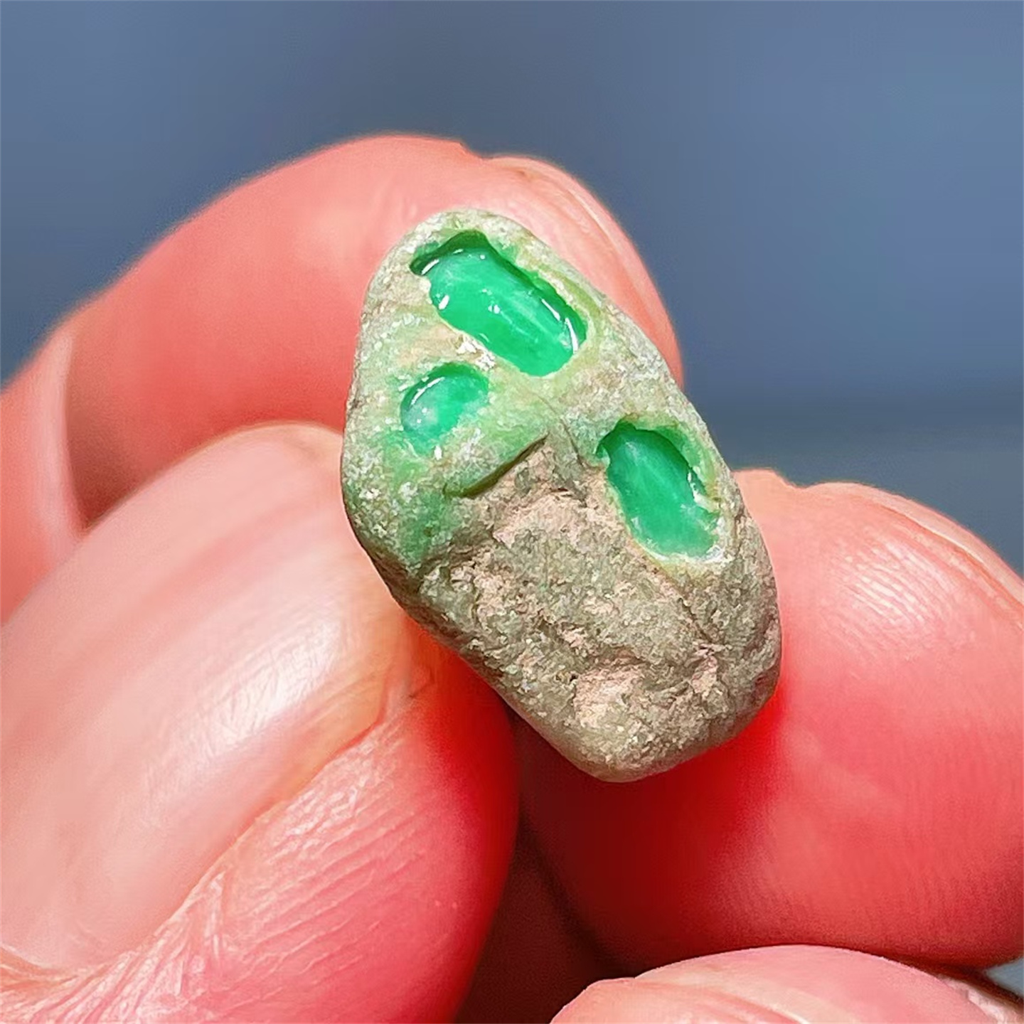 精品缅甸天然翡翠原石色料戒面料