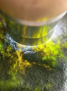 H17864 缅甸天然翡翠原石老坑莫湾基场口手镯料 重1.7公斤