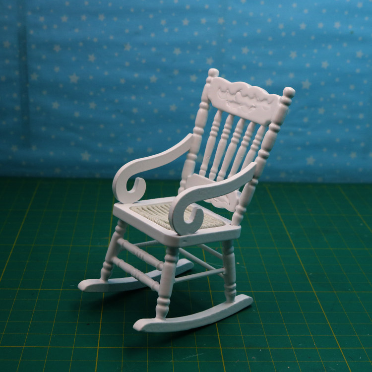 1:12 인형의 집 인형의 집 미니 나무 소형 ??가구 모델 놀이 집 장난감 흔들 의자 D137