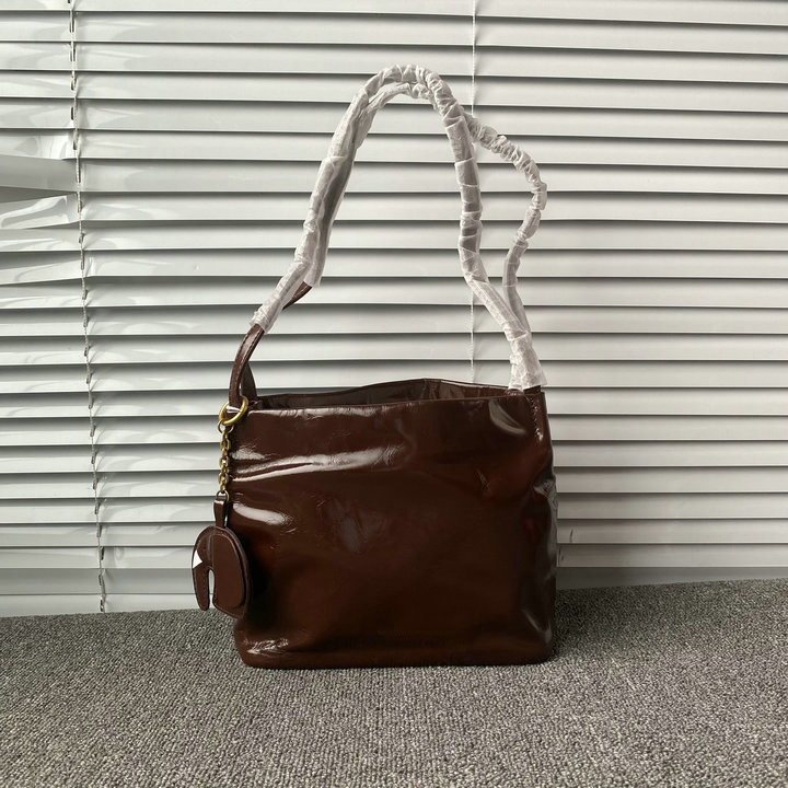 真皮牛皮水桶包女包单肩包腋下包