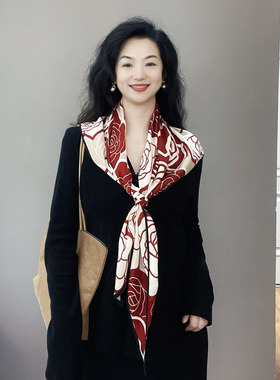 独特迷人！红色印花棉麻三角巾2025春秋高级感护颈装饰围巾女披肩