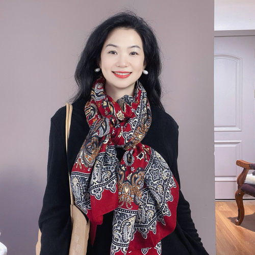 红色腰果图腾围巾女士冬季高级感显白春秋棉麻保暖围脖披肩两用