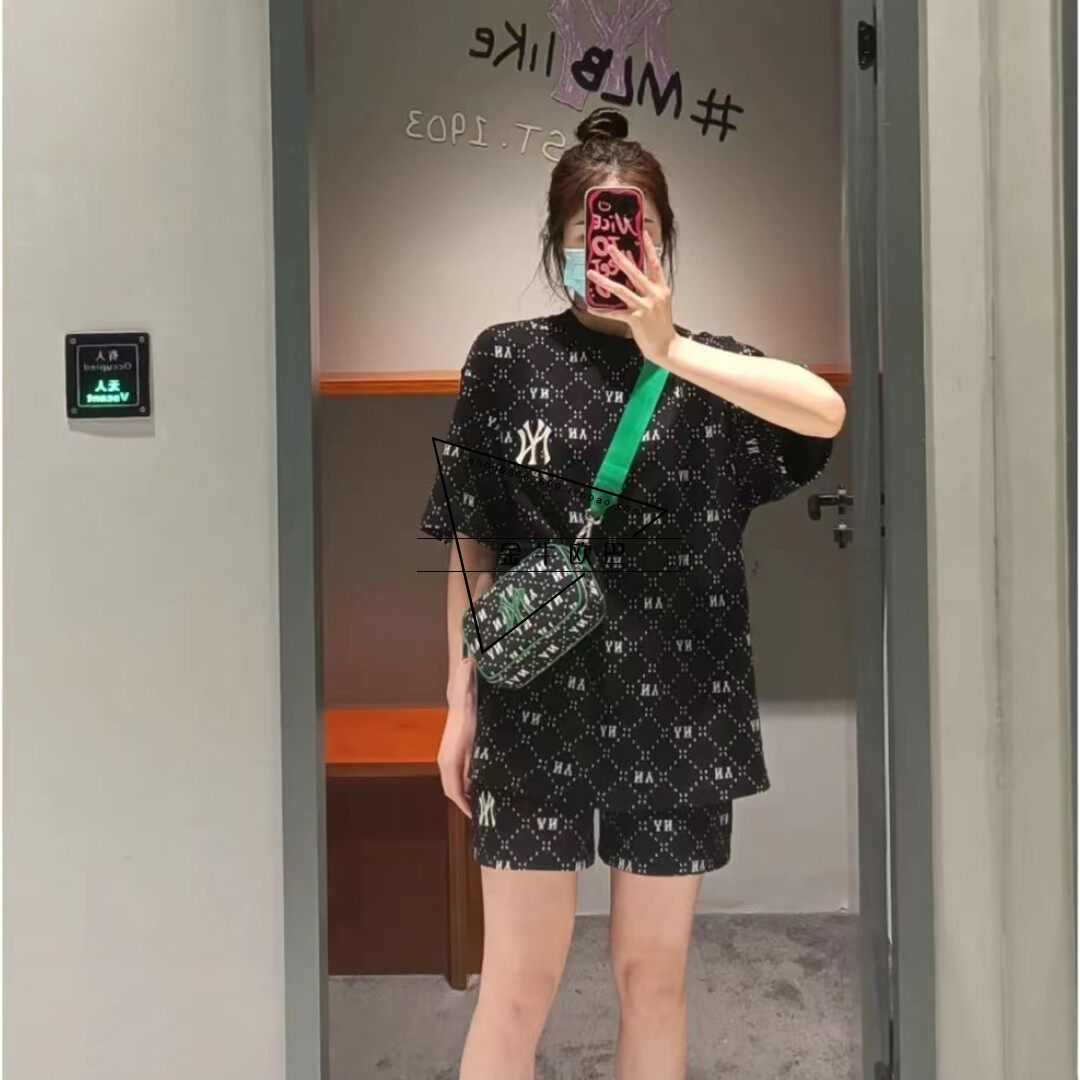韩国经典潮牌专柜正品23新款复古老花钻石菱格休闲T恤3ATSM0533