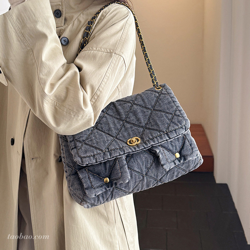 小香风菱格链条牛仔翻盖托特包