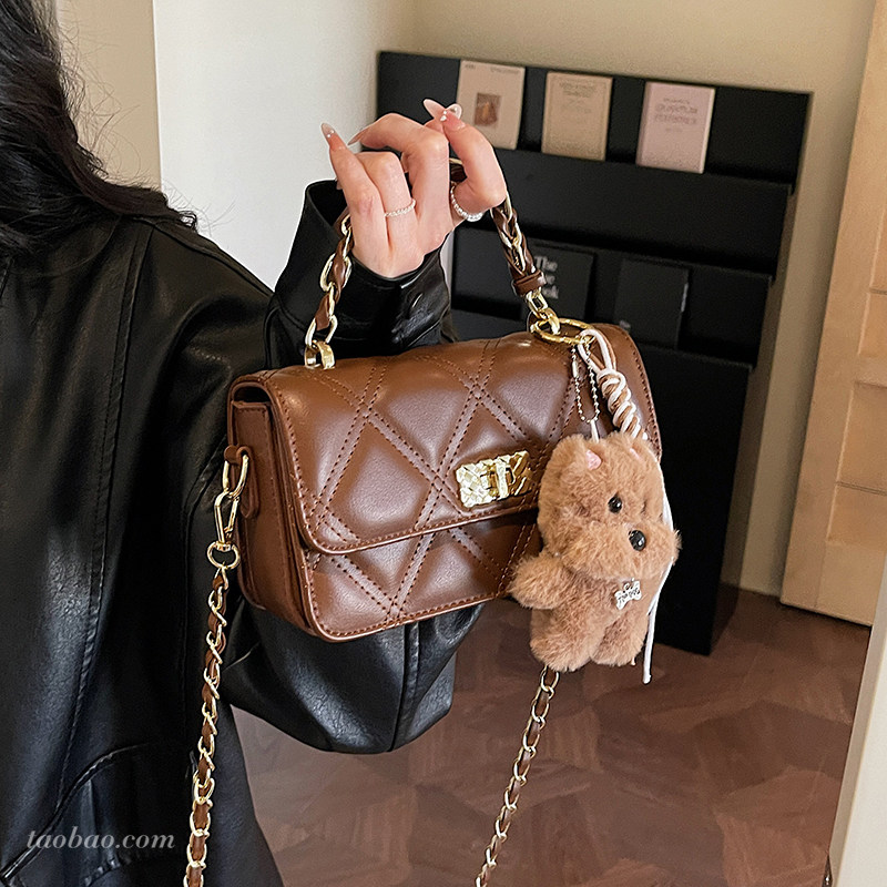 小香风菱格链条斜挎包小方包