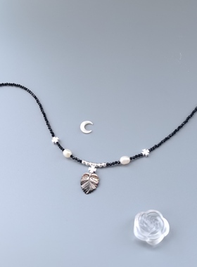 一梦星河原创国风首饰黑色尖晶日常项链银色酷炫黑欠叶子吊坠项链