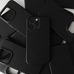 APEEL STUDIO 原创设计黑色荔枝纹皮革Magsafe磁吸手机壳适用iPhone15Pro防摔全包保护壳(不带卡夹)