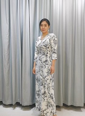 原创国风高级感醋酸缎面修身连衣裙长裙气场全开