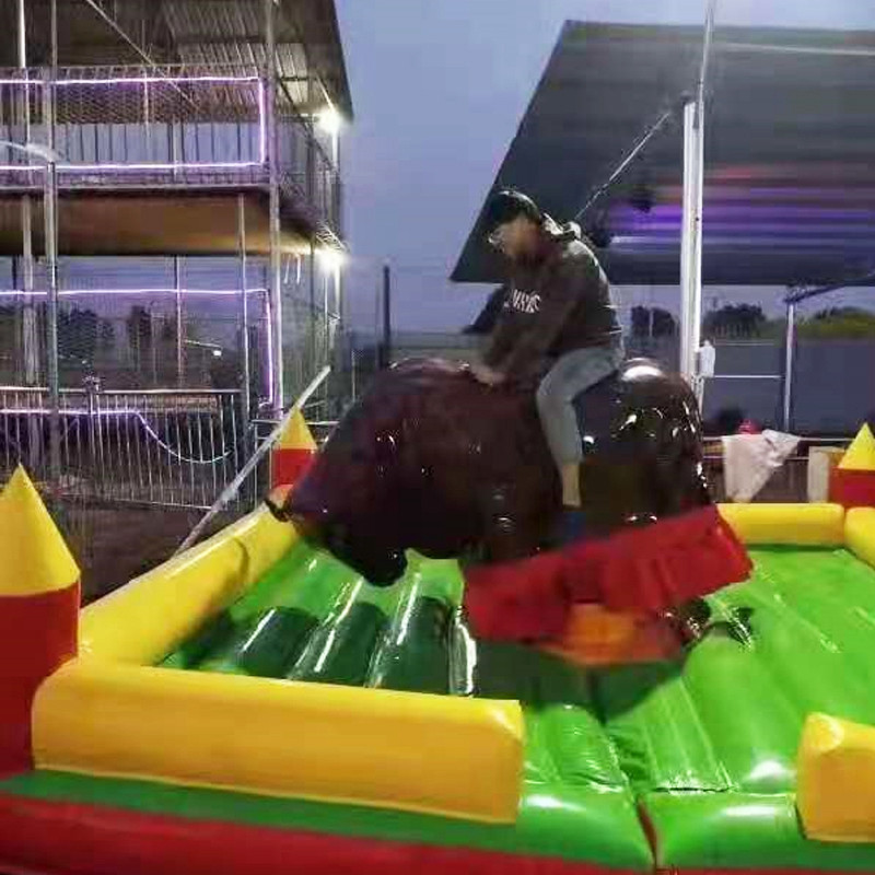 网红斗牛机气垫刺激电动转转