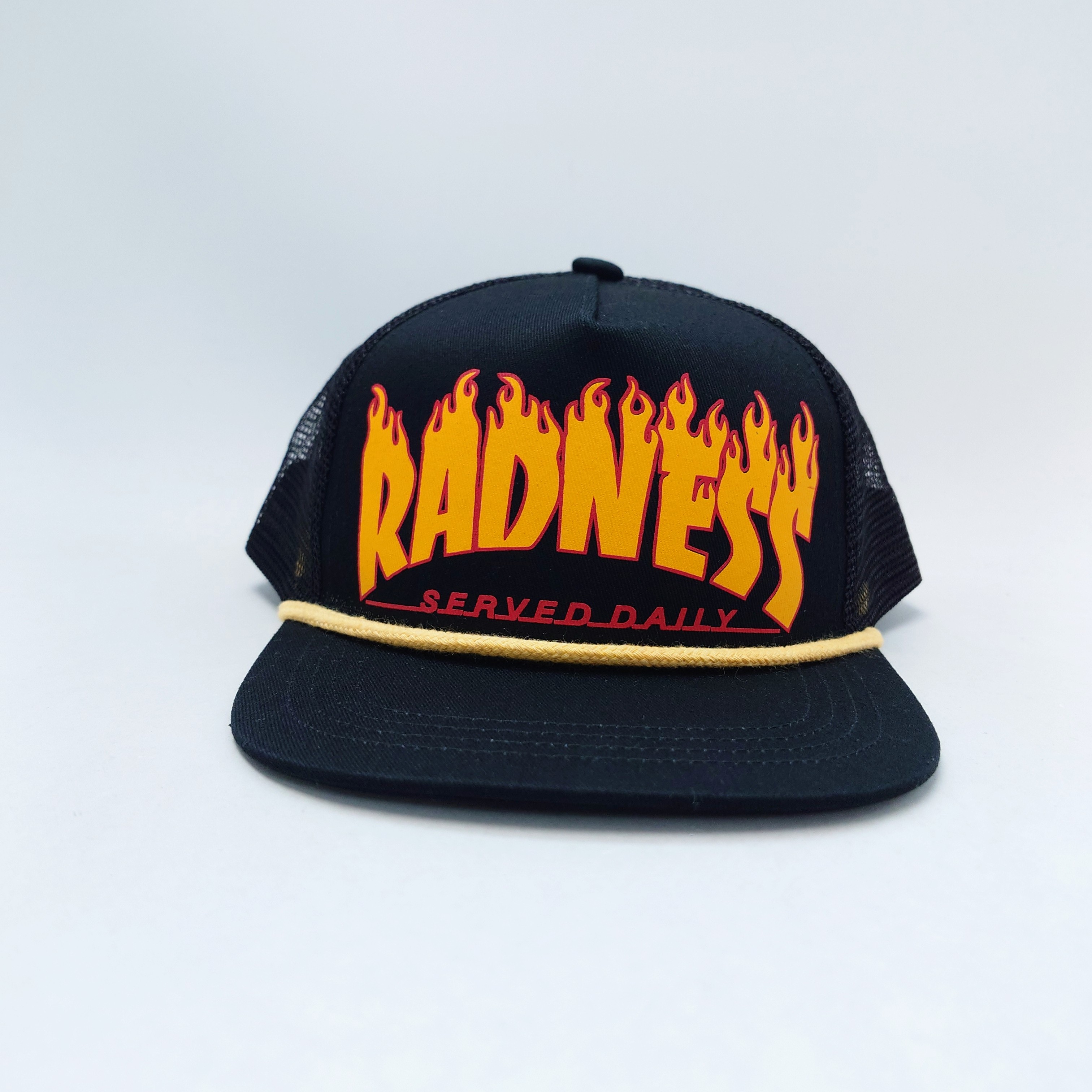 RADNESS SERVED DAILY美国潮牌火焰印花货车帽平檐卡车网帽浅帽深
