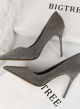 大码高跟鞋春秋绒面细跟尖头法式职业41一43鞋子女新款灰色OL礼仪