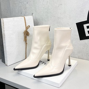 白色靴子时尚 靴短靴尖头高级细跟后拉链气质帕纳纹9cm中筒靴 时装