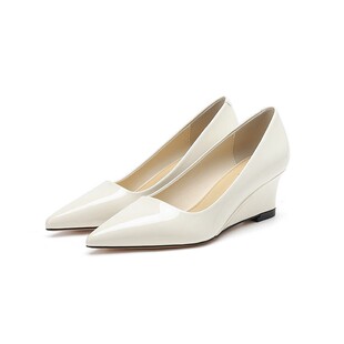 坡跟鞋女外穿高级感2026款漆皮法式尖头5cm高跟鞋绝美工作鞋厚底