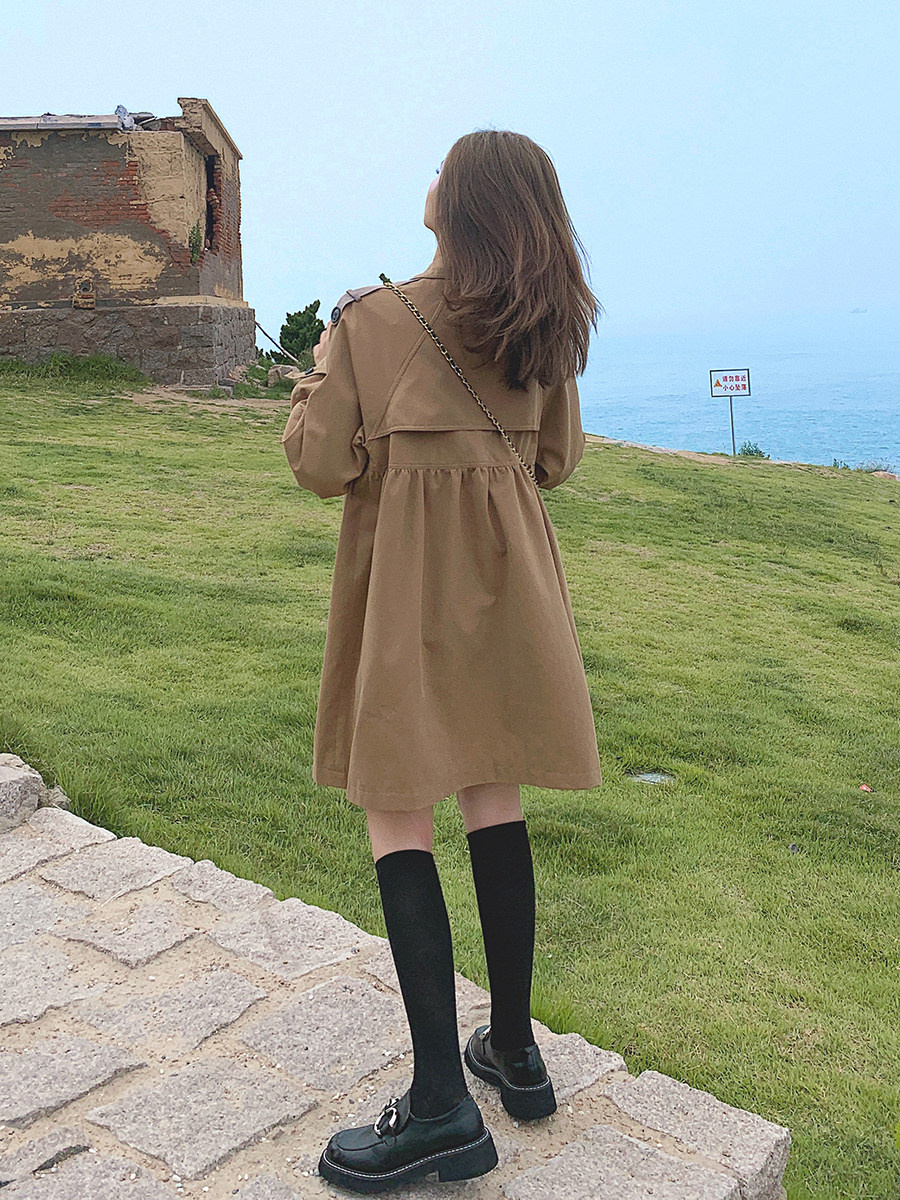 새로운 고급 가을 코트 패셔너블하고 루즈한 배를 덮는 중기 바람막이 코트