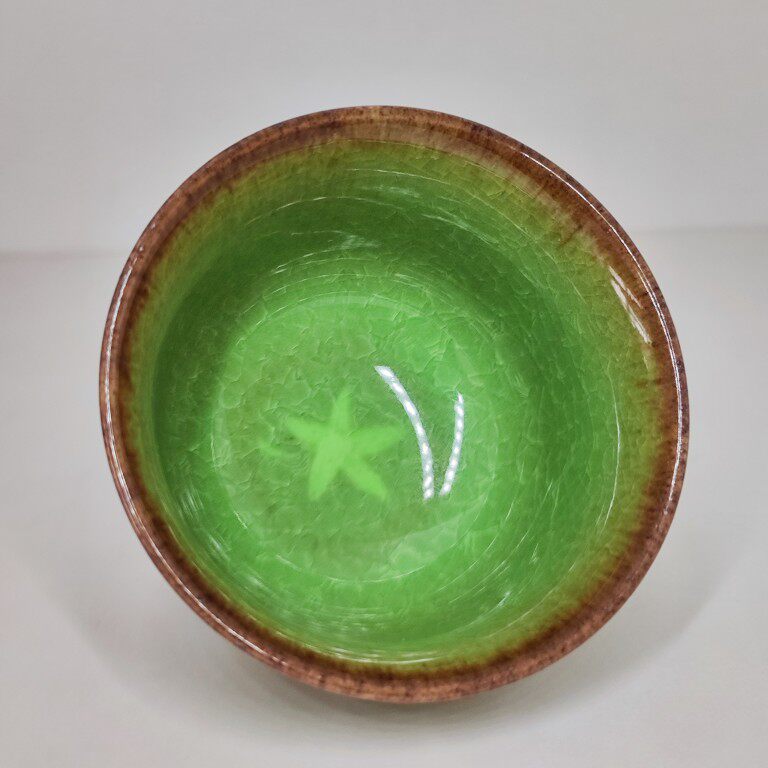伊万里烧杏土作绿釉茶杯7.5*5.6cm全新全品枫叶款稀有