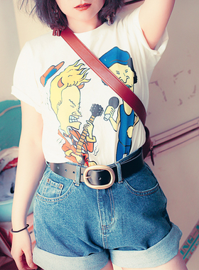 趣味弹唱的两人复古舒适纯棉秋冬印花短款t恤女宽松好搭配